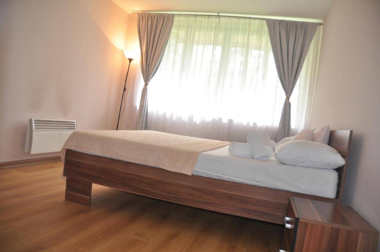 Apartman Visoko Buitenkant foto